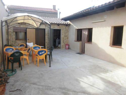 Hostal Albergue Tur�stico Las Eras