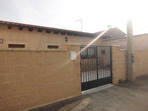 Hostal Albergue Tur�stico Las Eras