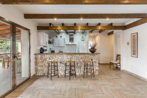 Villa Fina (Piscina/wifi/barbacoa/parking)