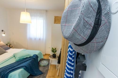 Home Sweet Apartments