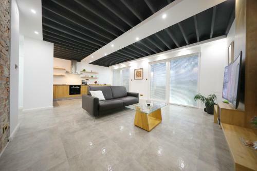 Harbour Apartment Sea View