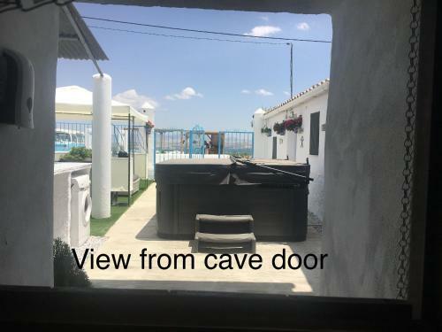 Cueva De Ryder Loco