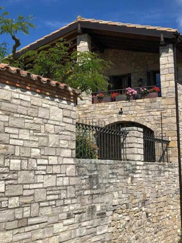 Casa Bellm�n Vive El Astroturismo En Belltall