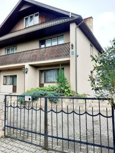 Ioman Haus
