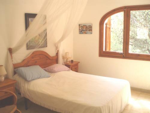 Beautiful Detached Villa Close To Sandy Beach, Shops And Restaurants