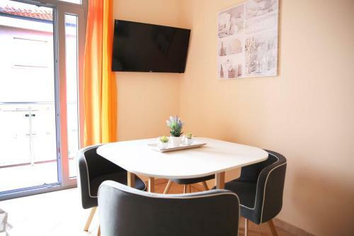 Apartamento Villa Mit Whirlpool F�r 32 Per