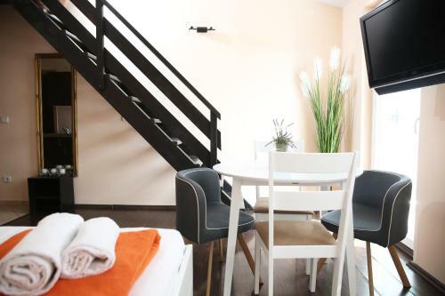Apartamento Villa Mit Whirlpool F�r 32 Per