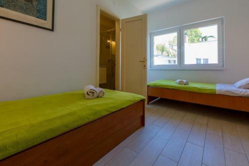 Apartment In Crikvenica 39237