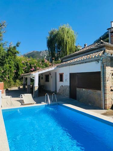 Agroturismo La Fuente de El Nacimiento