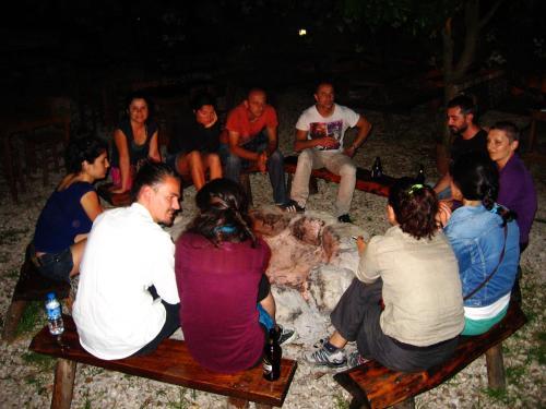 Hostal Olympos Deep Green Bungalows