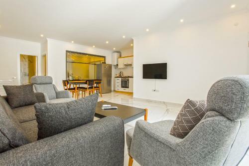 Nur Suites & Hotels