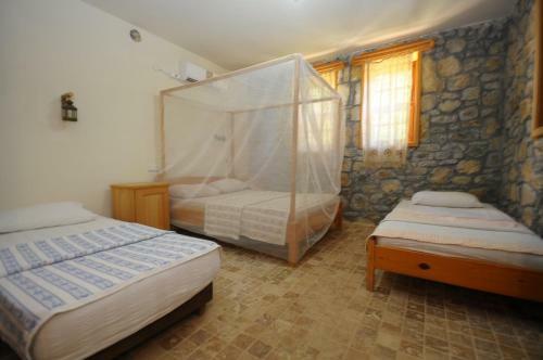 Hostal Olympos Koyevi Pension