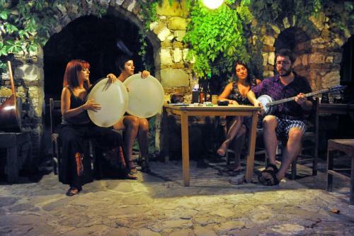Hostal Olympos Koyevi Pension