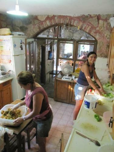 Hostal Olympos Koyevi Pension
