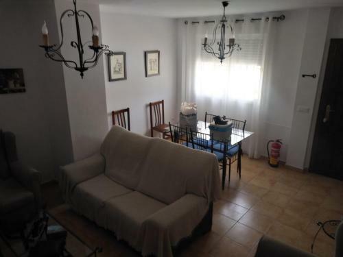 Casa Luc�a Y Clara Benaojan