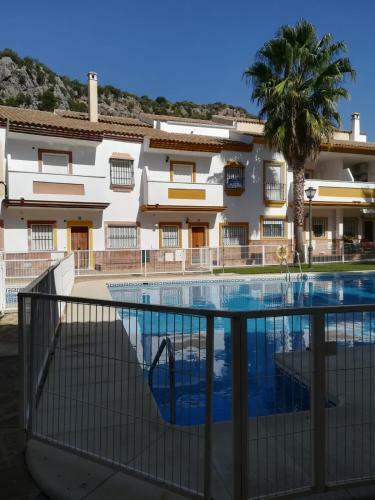 Casa Luc�a Y Clara Benaojan