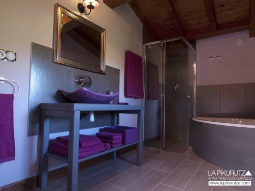 Apartamentos Rurales La Pikurutza