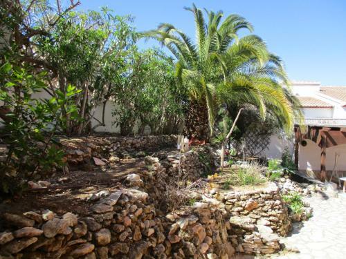 Gepflegtes Ferienhaus Mit Gro�em Privatpool