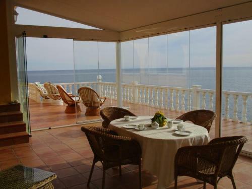 1. Meeresline Villa Mit Privat Pool