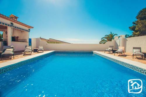 Abahana Villas Limon