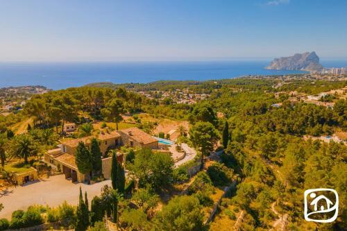 Abahana Villas Monserrat