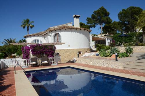 We Love Villas Spain Chrisona