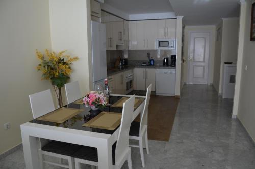 Apartamentos Costa Quebrada Residencial 1