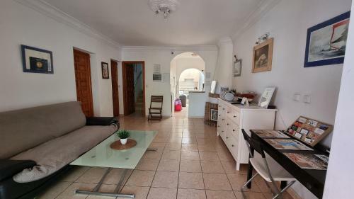 Hostal Benalmadena Costa