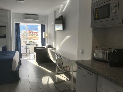 Honeymoon Apartments