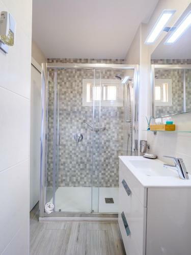 Honeymoon Apartments