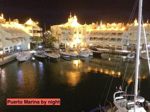 Apartamento Puerto Marina