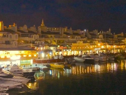 Apartamento Puerto Marina
