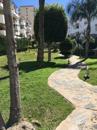 Avda De Las Palmeras Apartment