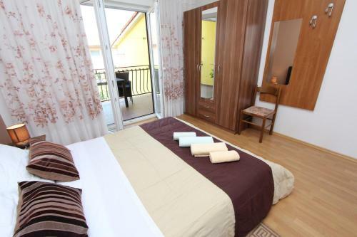 Apartments & Room Anita