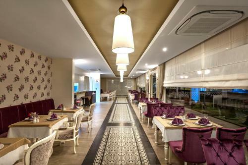 Hotel Karmir Resort & Spa