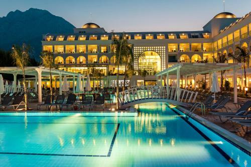Hotel Karmir Resort & Spa
