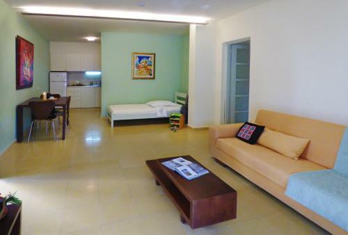 Nereids Apartments