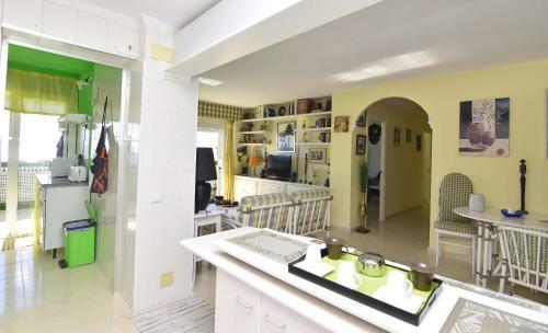 Apartamento En Playa Semi-privada