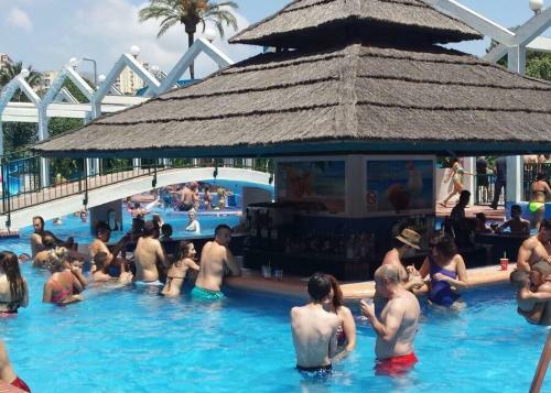 Apartamento Benal Beach 327
