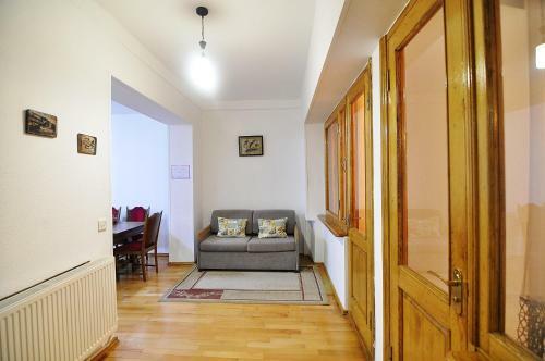 Cozy Apartment On Kostava