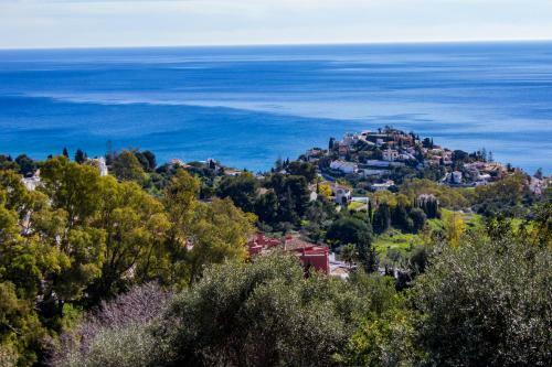 Apartamento Benalmadena Seafront Top Floor Studio