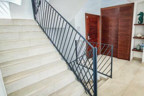 Oasis - Newly Constructed Luxury Villa With Jacuzzi