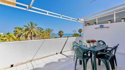 2 Bedroom Beach Front Apartment Benalmadena