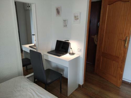 Apartamento Sol Y Relax, Aguila