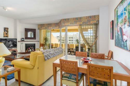 Puerto Marina 3 Bedrooms Apartment With Panoramic Sew View