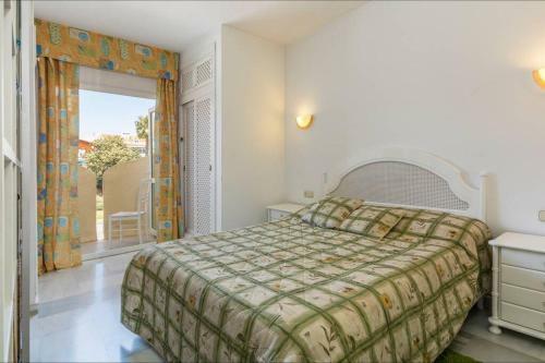 Puerto Marina 3 Bedrooms Apartment With Panoramic Sew View