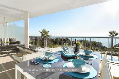 Lovely Apartment In Reserva Del Higuer�n
