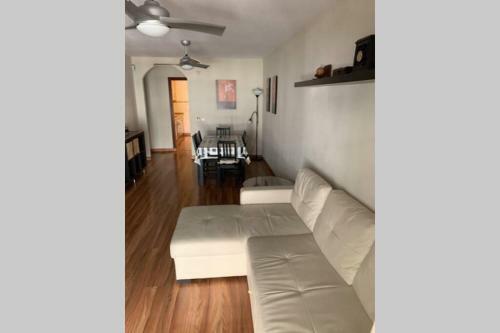 Apartamento Gran Piso A Mtrs de La Playa Con Piscina Y Cochera