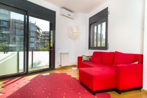 New & Sunny Apartment