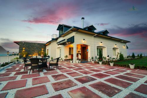 Villa Serene Bungalow In Foothills Of Himalayan Range